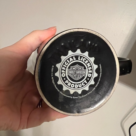 Harley Davidson Vintage Wolf Logo Coffee Mug - Picture 5 of 5